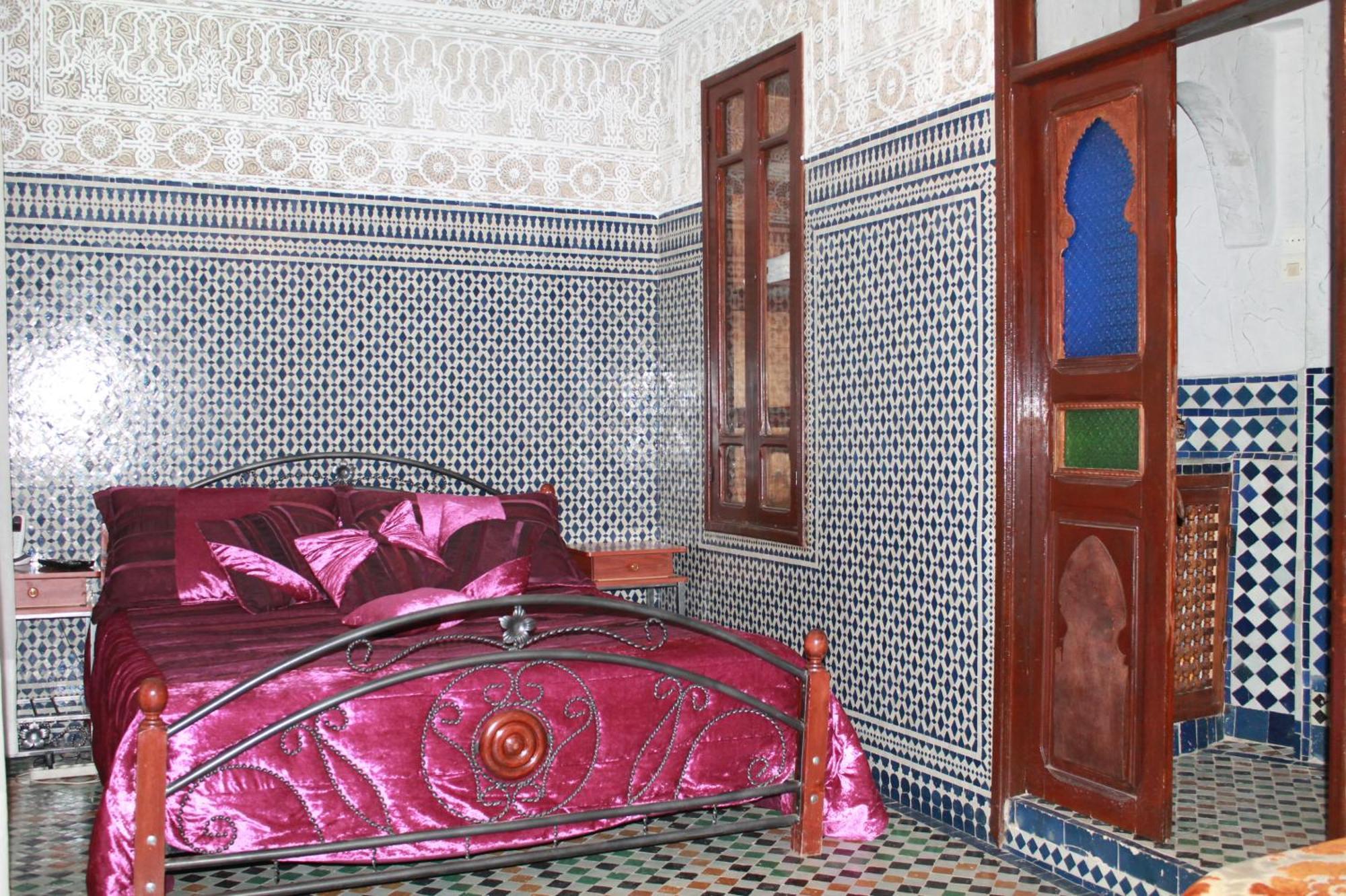 Riad Les Chrifis Navette Aeroport 24 Sur 24 เฟส ห้อง รูปภาพ
